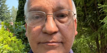 I ‘soft retired’ at 65. I work 3 days a week and take extended vacations.