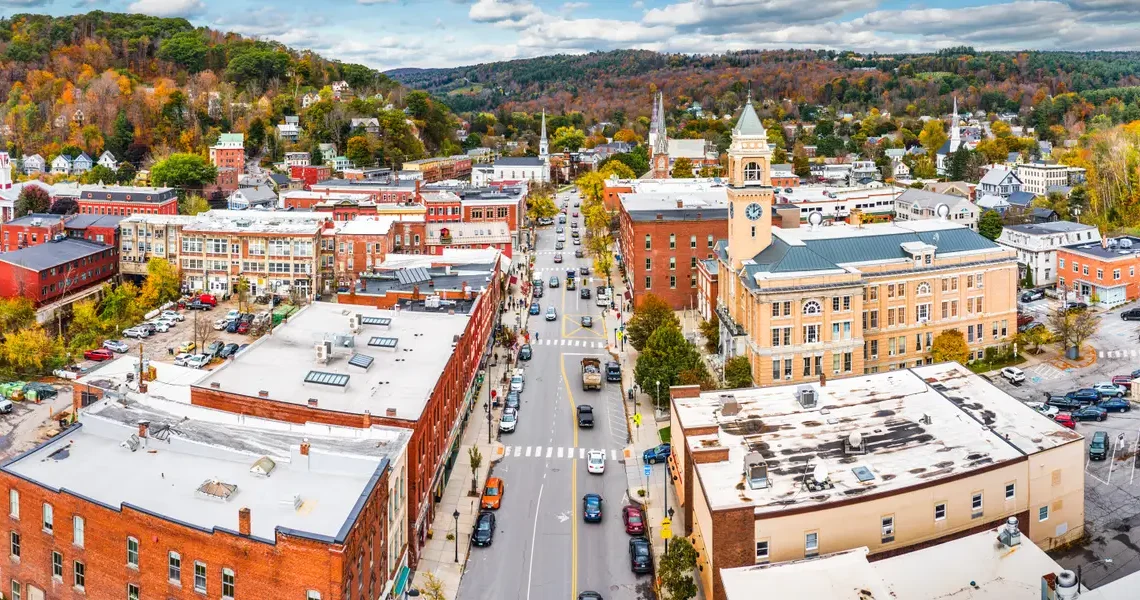 The states where students are most and least likely to leave home for college, ranked