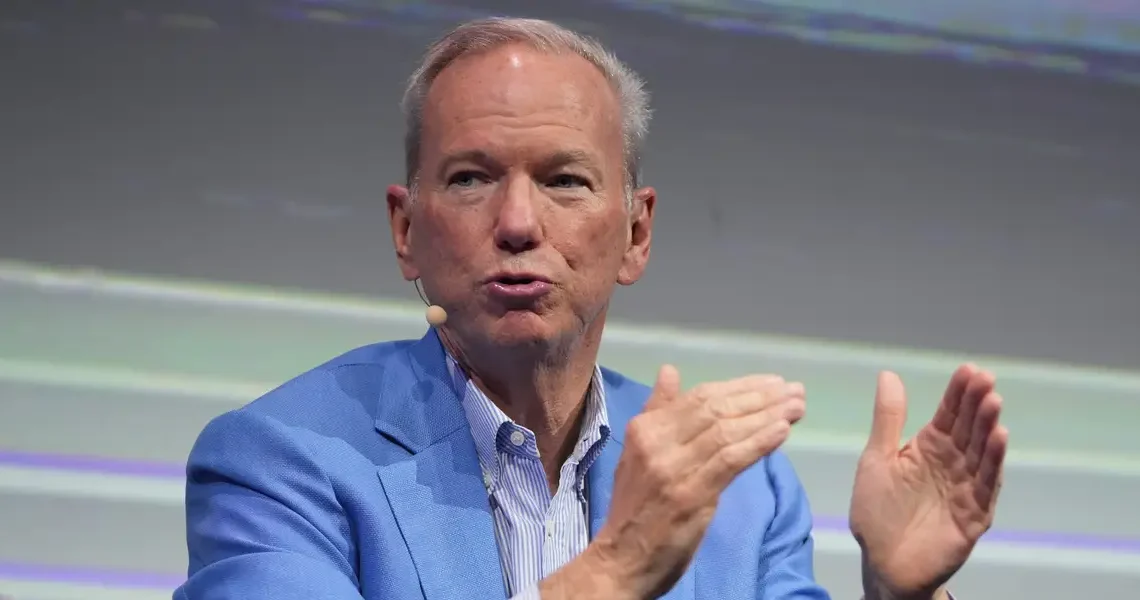 Eric Schmidt is selling his superyacht