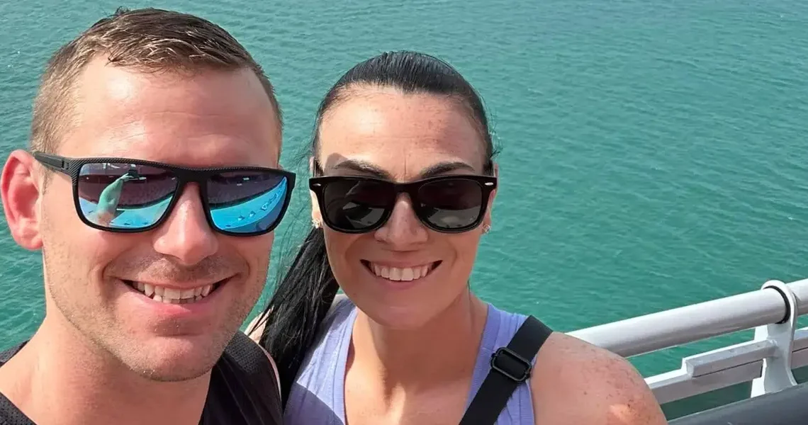 A couple turned a blog into a 7-figure business in 8 years. They explain 4 ways to make money online.