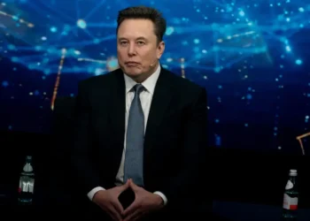 Elon Musk renews his battle with Delta after it snubbed Starlink for Jeff Bezos’ Amazon Leo