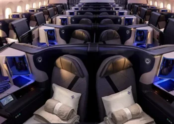 Business-class fliers love sliding doors — but they’re causing a nuisance for airlines and planemakers