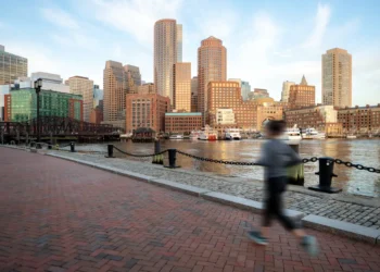 Looking for a new job? These are the 10 best US cities for work.