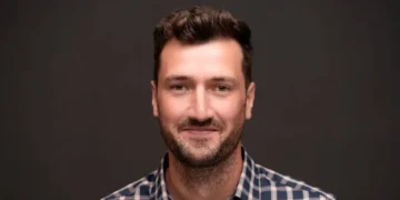 I didn’t tell my Y Combinator batchmates I had a kid. I worried they’d think I wasn’t hardcore enough.