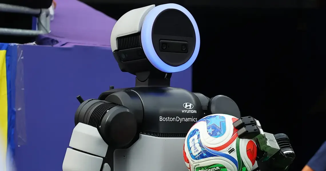 Hyundai CEO says your local car dealership could sell you a humanoid robot