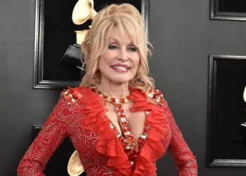 Dolly Parton’s letter to Eminem shows how to make a connection that lasts
