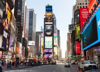 New York wants to win back Canadian tourists with over 100 travel deals amid Trump’s trade war: ‘Our message is one of love’