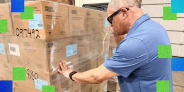 Amid warehouse staffing shortages, AI-powered drones and Meta glasses help visually impaired workers get the job done