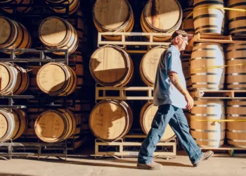 Alcohol became a flashpoint in the US-Canada trade war. Now both sides say they’re losing.