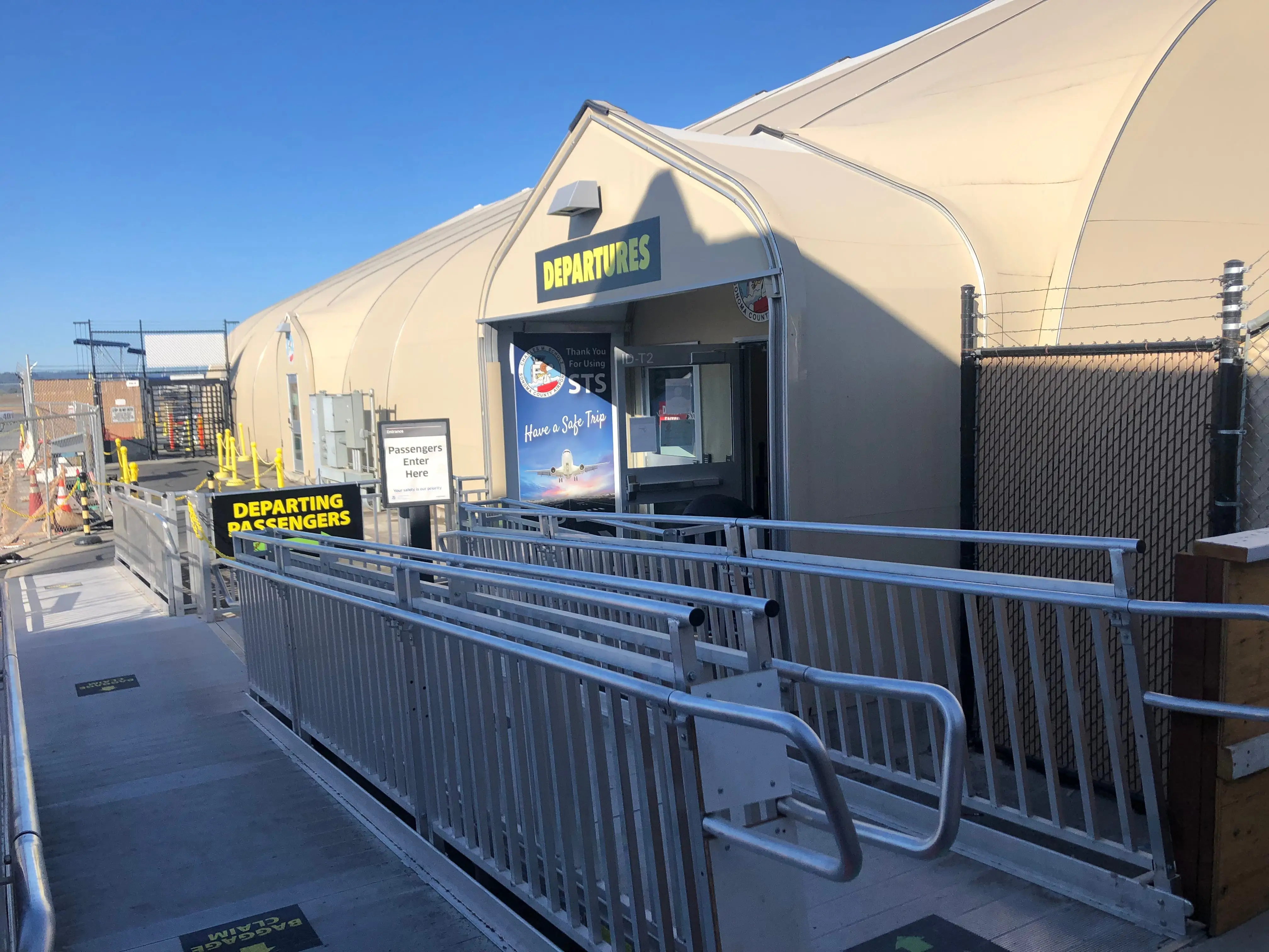Charles M. Schulz-Sonoma County Airport.