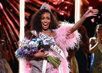 Miss Virginia becomes the first married woman and mother to win Miss USA