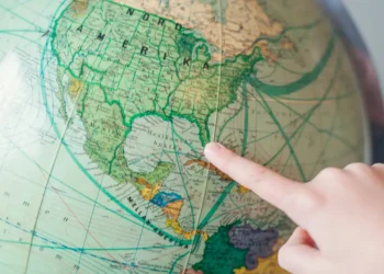 Globemakers are torn over Trump’s ‘Lake America’ move