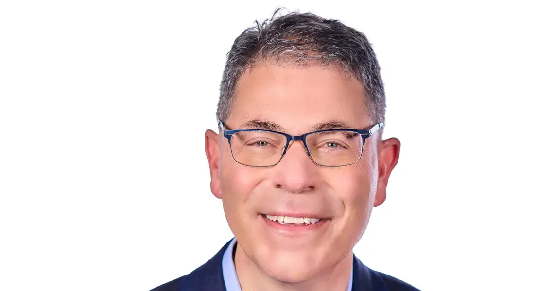Macy’s CEO Tony Spring shared these 4 career tips from his 4 decades in retail