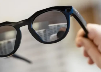 Meta goes on a PR blitz and updates privacy settings as venues restrict smart glasses