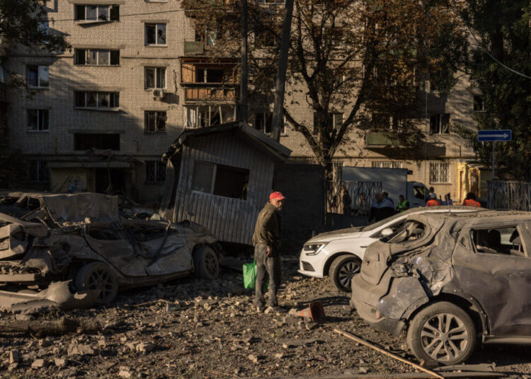 Election fight cracks political unity in Ukraine as Russia bombards Kyiv