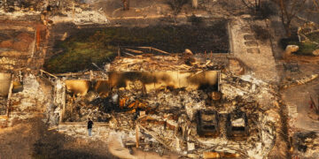 Polymarket let users bet on wildfires. Lawmakers warn that could spur arson.