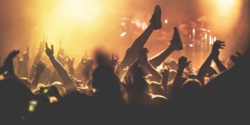 A Metal Show Was Paused After Someone Pooped in the Mosh Pit