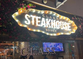 This South Florida Steakhouse Now Lets Guests Eat Dinner Naked