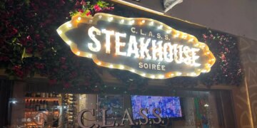 This South Florida Steakhouse Now Lets Guests Eat Dinner Naked