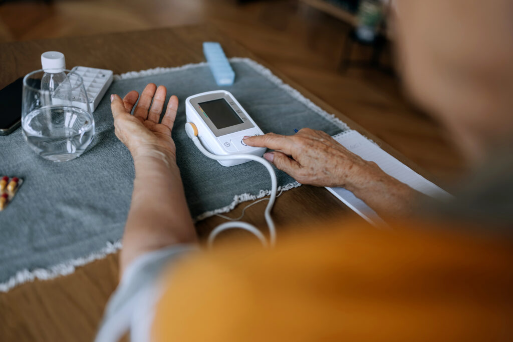 Avoiding these 3 risk factors might buy you 13 more dementia-free years