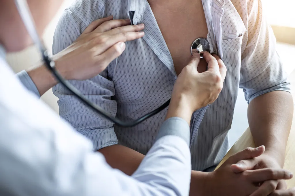 The participants included healthy people and those with a history of heart problems between the ages of 35 and 84.