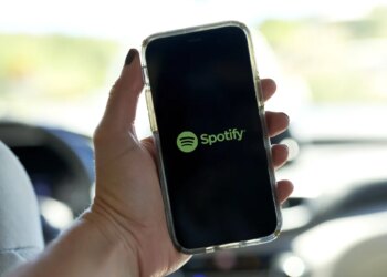 Correlation Between Album Releases and US Traffic Deaths Will Make You Rethink Playing Spotify in the Car