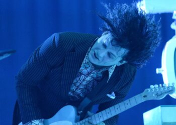 3 Sexy Songs From Alternative Bands That Honestly Don’t Seem That Sexy at First