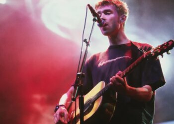 Looking For the Perfect Alt-Rock Mixtape for Your Boo? I Made It for You Already