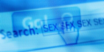Americans Watch Porn Longer Than Anyone Else, Survey Finds