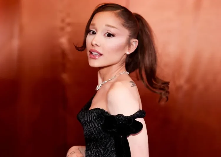 Ariana Grande Finds an Unexpected Ally in Conservative Pundit Amidst Online Backlash Over Her Body