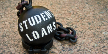 Student loan delinquencies starting to stabilize, New York Fed says