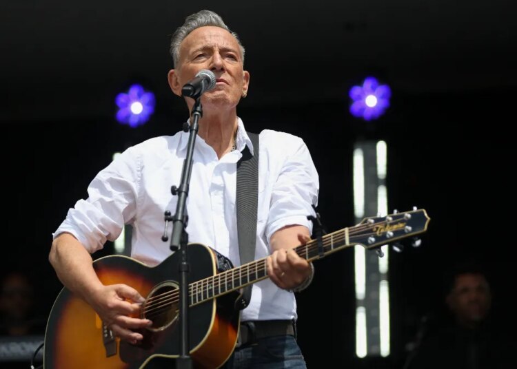 New Jersey Icon Surprised Bleachers Fans With Impromptu Appearance While in Town to Visit Namesake Archive