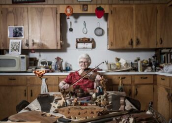 She set aside the fiddle to raise nine children. At 99, she made her Opry debut.