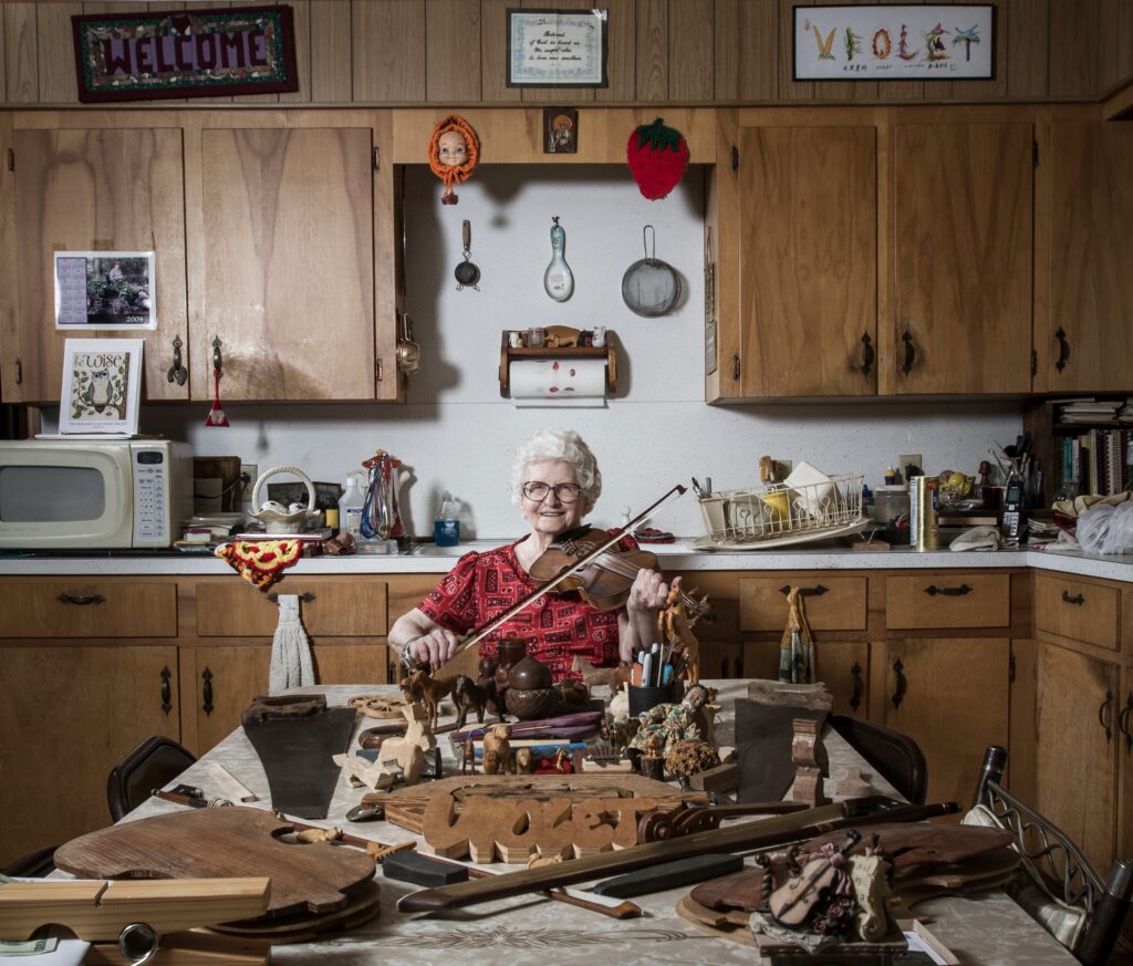 She set aside the fiddle to raise nine children. At 99, she made her Opry debut.