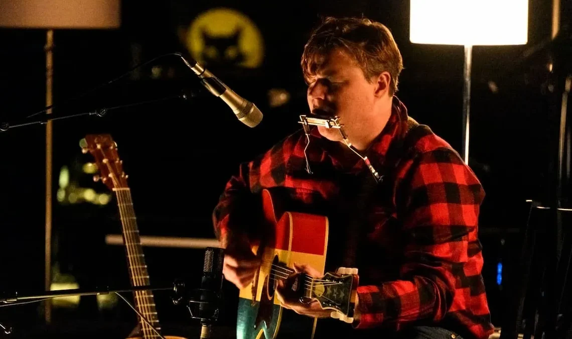 Controversial Rock Star Cancels Tour After Revealing He’s ‘Broke and Sick’ and Selling off Prized Possessions