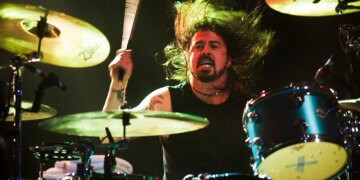 Dave Grohl Once Paid ‘Out of His Own Pocket’ to Try to Save This Legendary Heavy Metal Drummer’s Life