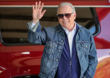 David Zaslav Sells $21.7 Million in Warner Stock Amid Paramount Merger Legal Limbo