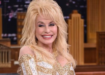 How Dolly Parton Used TV to Get Into America’s Living Rooms and Hearts | Appreciation