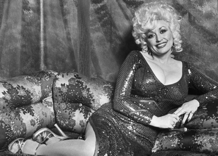 Texas Judge Utilizes Dolly Parton’s Assets to Strike Down Drag Ban