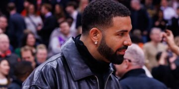 Drake Is ‘Choosin’ Texas’ by Supporting Ella Langley at Her Most Recent Show