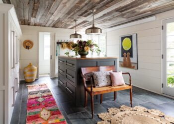The secret to an orderly home? ‘Dirty zones.’