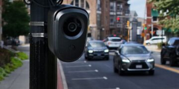 Americans have turned against police cameras that track license plates, new survey shows