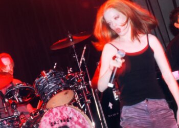 This 1995 Alt-Rock Band Wrote This Moody Hit As a ‘Dig’ to Themselves, but the Rest of the World Obviously Related to It