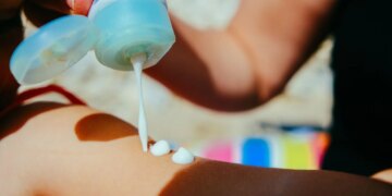 Gen Z Is Having an Massive Dating Debate Over Sunscreen