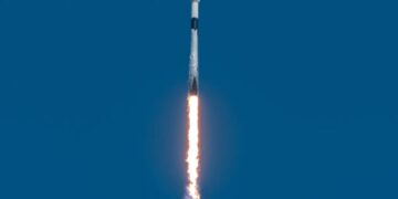 The SpaceX Falcon Lunar Crash Is a Warning for Moon Bases