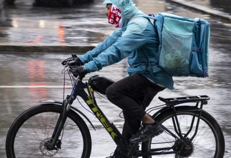 Walmart and McDonald’s aren’t the SNAP kings anymore — Uber, Lyft and DoorDash lead in workers on food stamps 