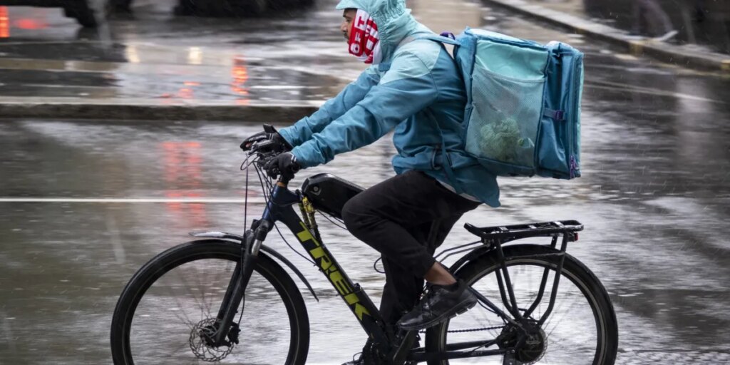 Walmart and McDonald’s aren’t the SNAP kings anymore — Uber, Lyft and DoorDash lead in workers on food stamps 