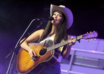 Kacey Musgraves Wants to End Your Bedroom ‘Dry Spell’ With a Limited-Edition Adult Product