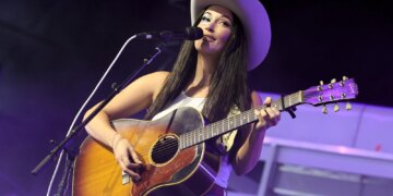 Kacey Musgraves Wants to End Your Bedroom ‘Dry Spell’ With a Limited-Edition Adult Product