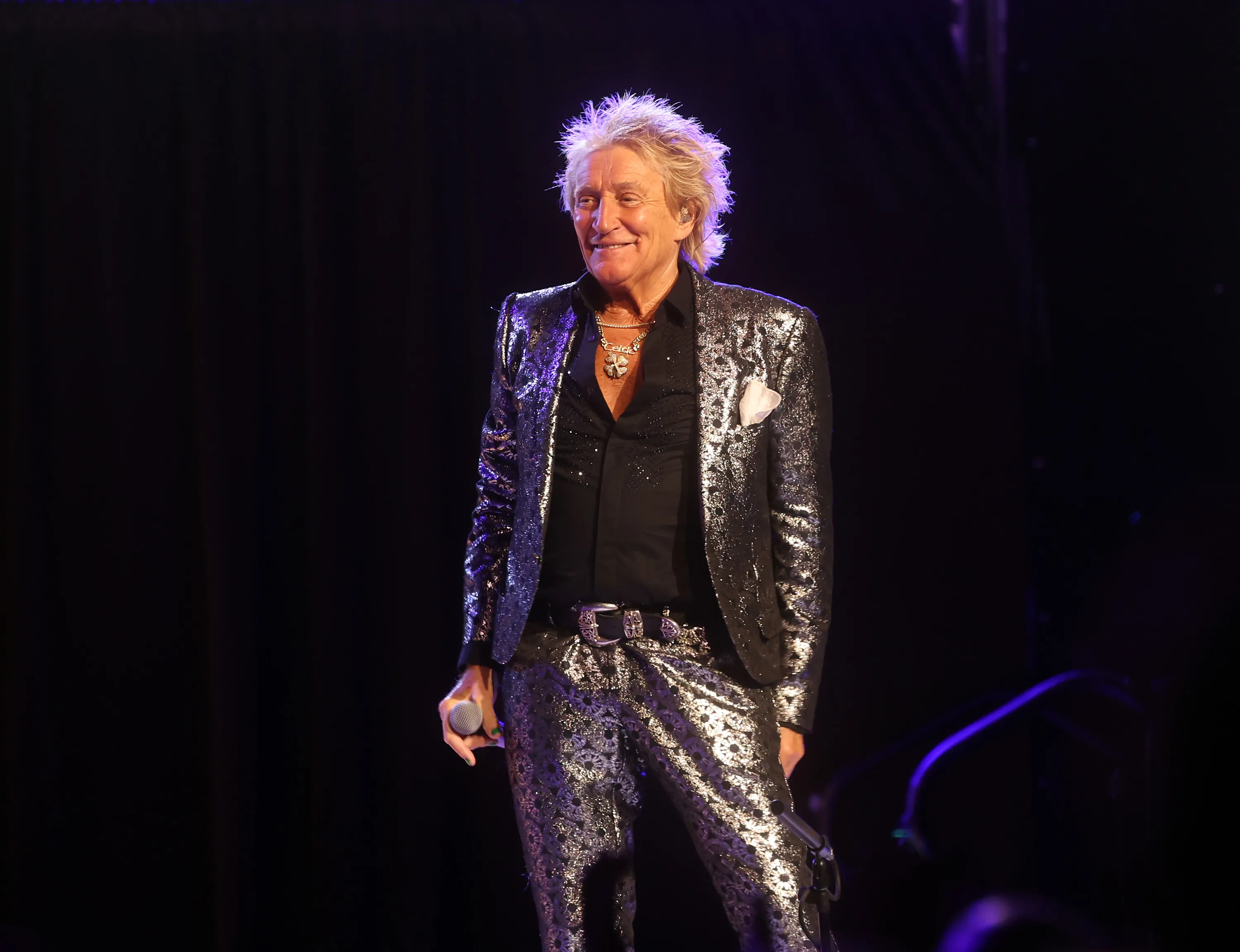 Stewart performs at Mortgage Matchup Center on June 8, 2026 in Phoenix, Arizona.